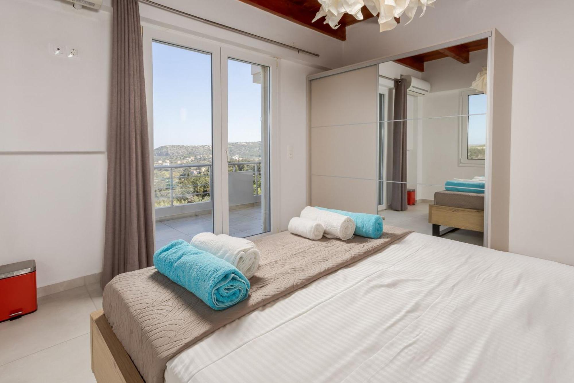Villa Konstantinos Hilltop Vineyard Escape Алмирида Экстерьер фото